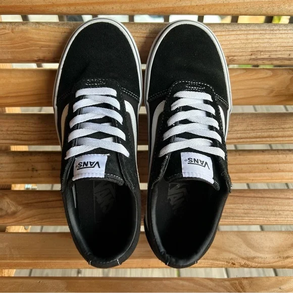 Vans Ward Lo Suede Sneaker – Women’s Size 7.5 - Picture 4 of 9